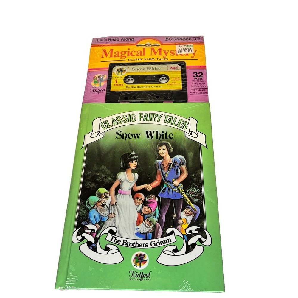 VTG  KidfestbClassic Fairy Tales Snow White Book & Audio Cassette . Factory Seal